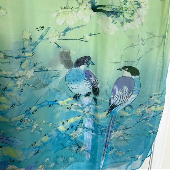 Green Blue ombré 100% Polyester wrap scarf with Oriental birds - Picture 2 of 3